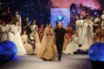 Lisa Haydon walks for Tarun Tahiliani Show at India Bridal Week on 8th Aug 2015